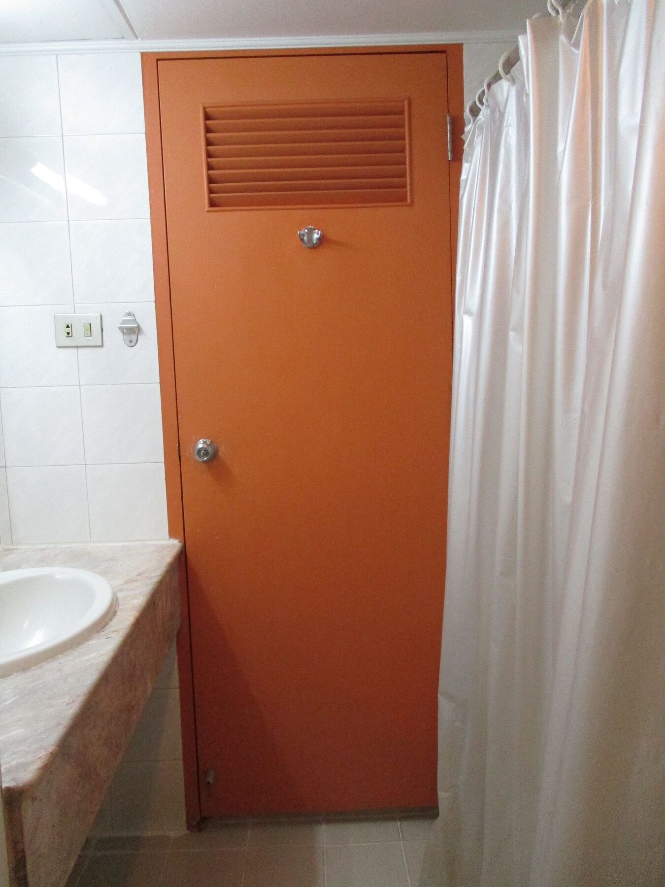 Kosit Hotel Хатъяй Экстерьер фото