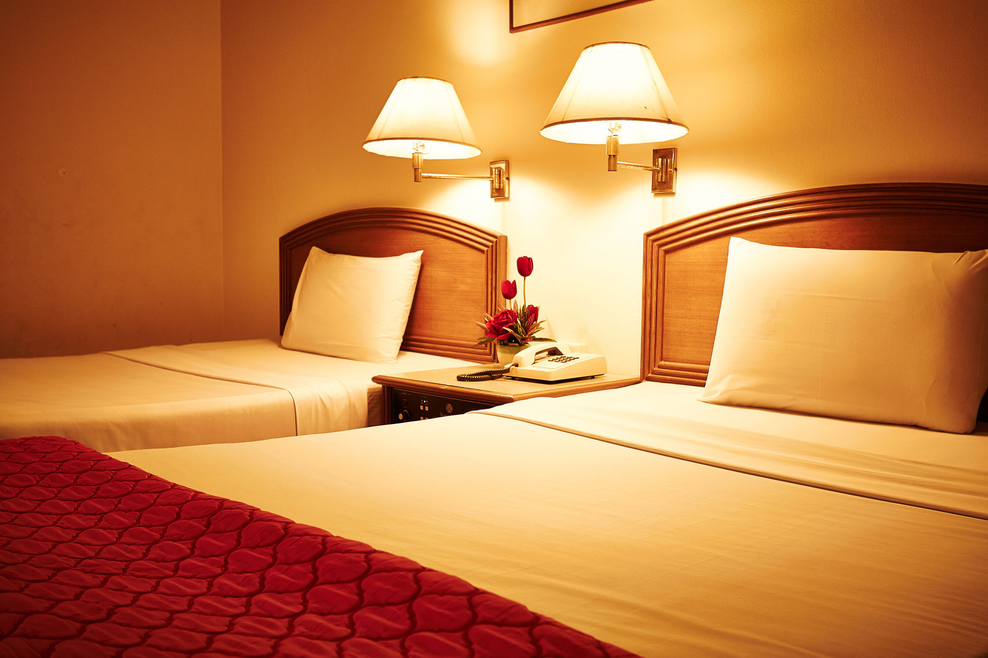 Kosit Hotel Хатъяй Экстерьер фото