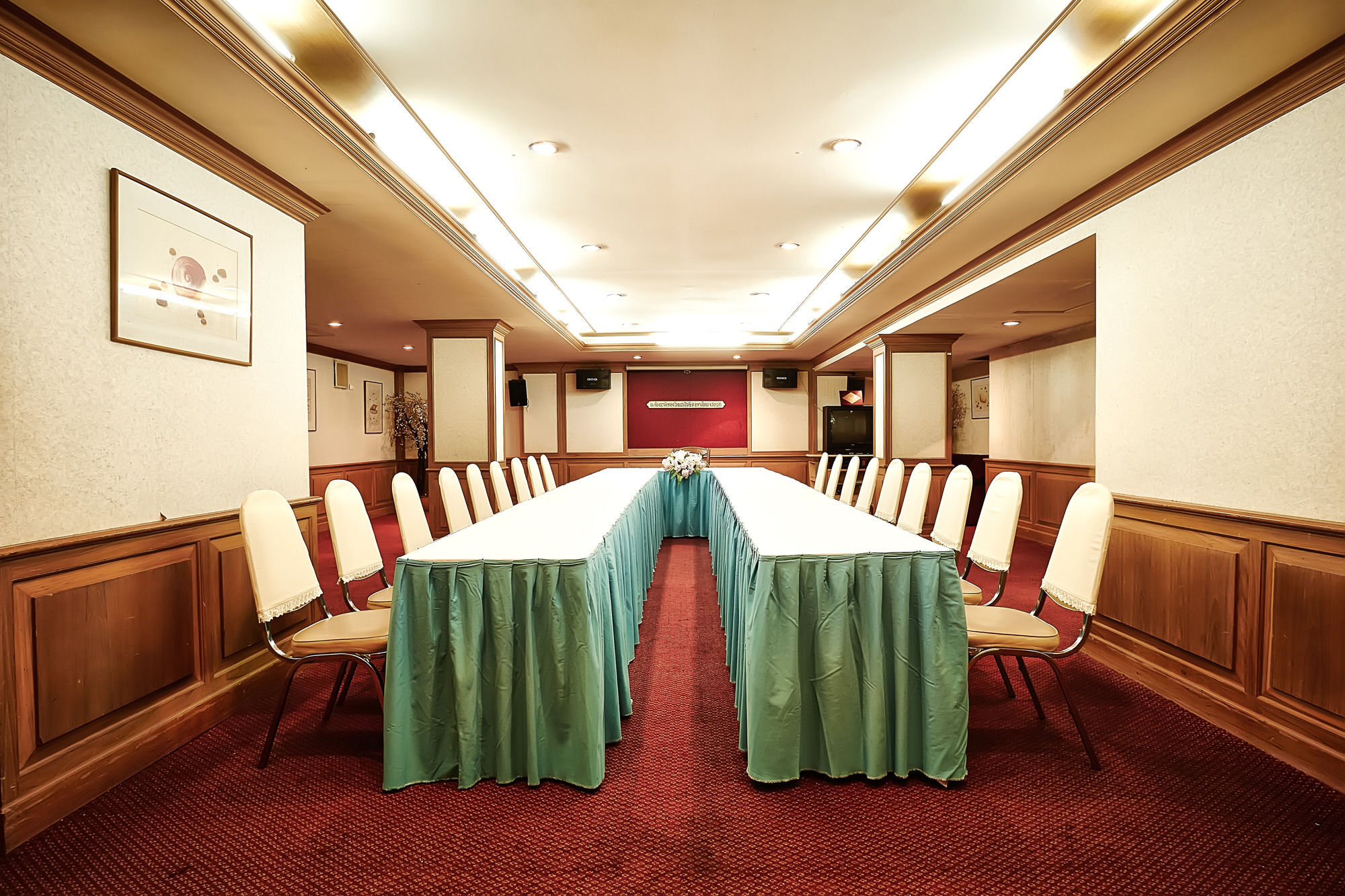 Kosit Hotel Хатъяй Экстерьер фото
