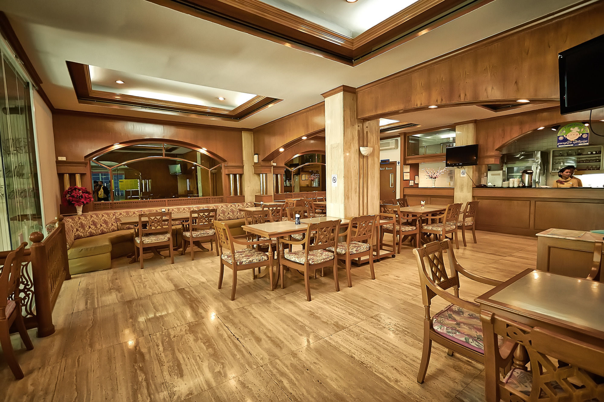 Kosit Hotel Хатъяй Экстерьер фото
